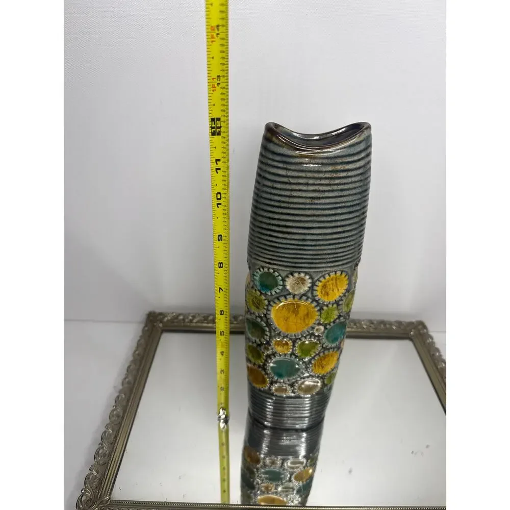 Unique Ribbed Floral & Garden Flower Vase Decorative Vase